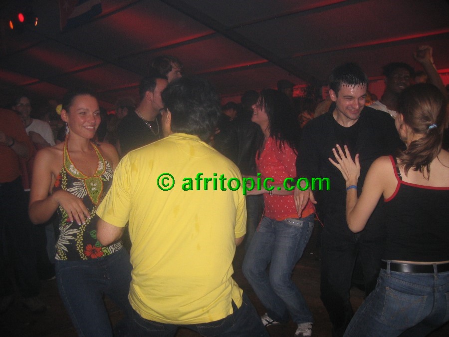 ../Images/afw2006d 264.jpg